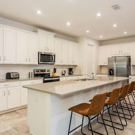 Brand New 9 Bedrooms House With Private Pool, Star Wars Game Room, Theme Rooms And Lake View Sa2145 Kissimmee Eksteriør bilde