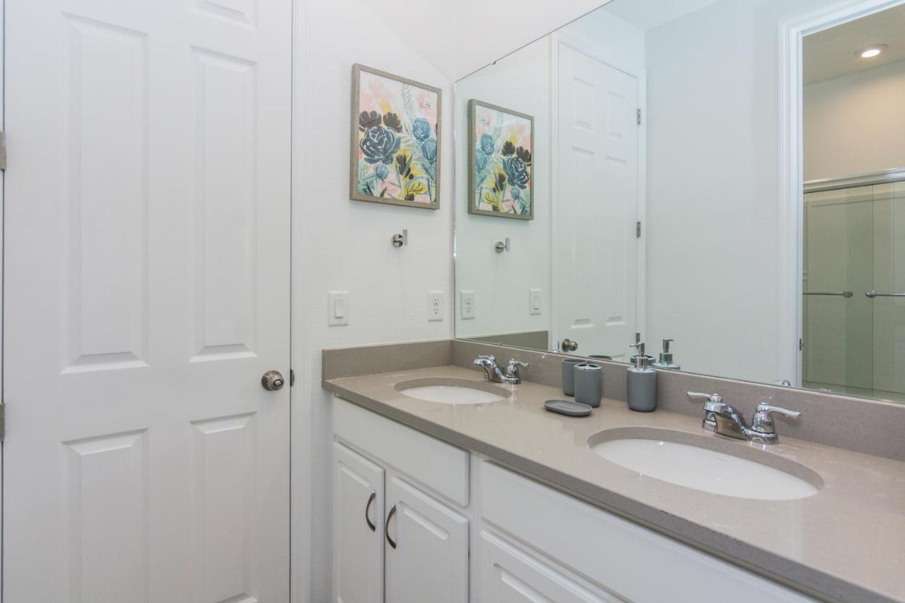 Brand New 9 Bedrooms House With Private Pool, Star Wars Game Room, Theme Rooms And Lake View Sa2145 Kissimmee Eksteriør bilde